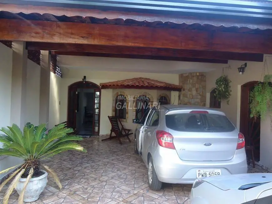 Foto 1 de Sobrado com 4 Quartos à venda, 240m² em Parque Santa Bárbara, Campinas