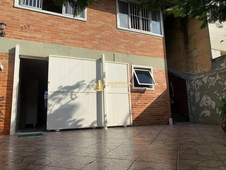 Foto 1 de Sobrado com 4 Quartos à venda, 98m² em Pontal do Sul, Pontal do Paraná