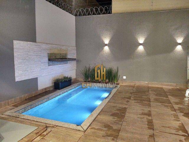 Foto 4 de Sobrado com 4 Quartos à venda, 330m² em Residencial Hugo de Moraes, Goiânia