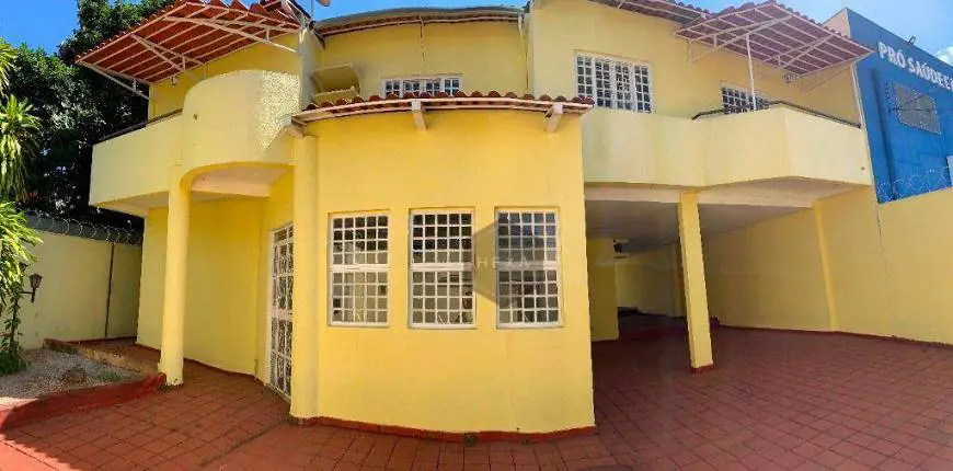 Foto 2 de Sobrado com 4 Quartos à venda, 405m² em Santa Genoveva, Goiânia
