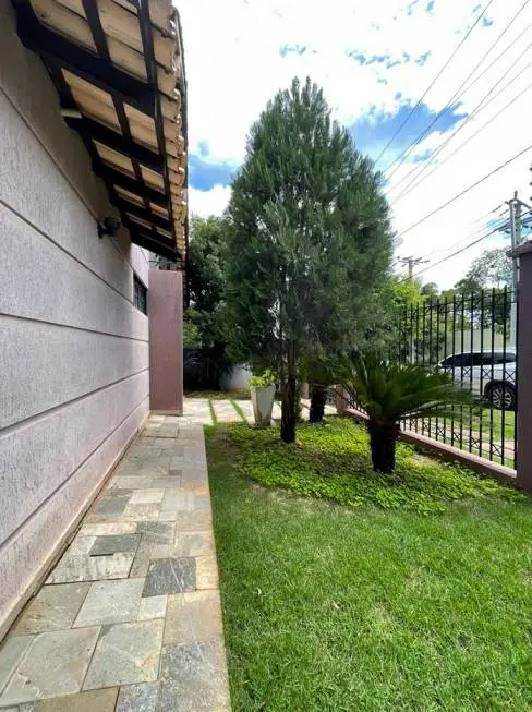 Foto 4 de Sobrado com 4 Quartos para venda ou aluguel, 980m² em Santa Rosa, Cuiabá