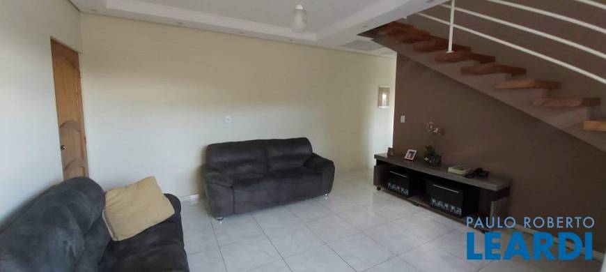 Foto 1 de Sobrado com 4 Quartos à venda, 400m² em Vila Nova Louveira, Louveira