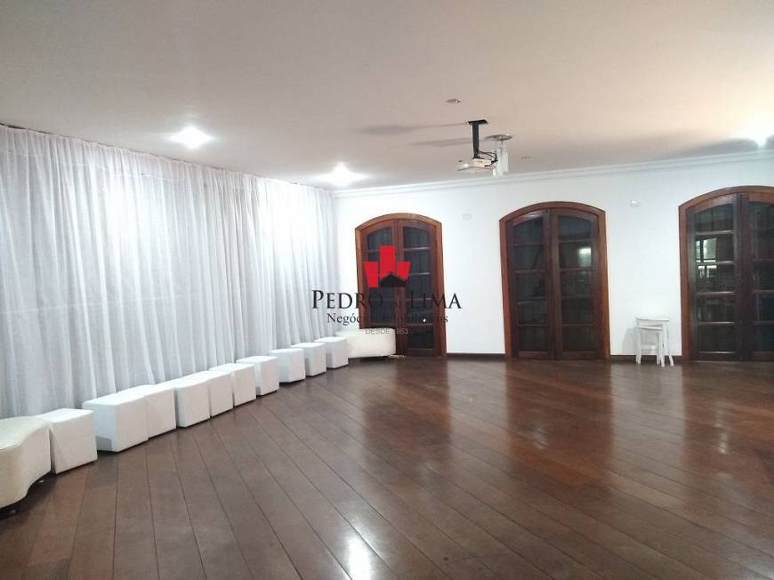 Foto 1 de Sobrado com 4 Quartos à venda, 570m² em Vila Ré, São Paulo