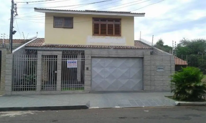 Foto 1 de Sobrado com 4 Quartos à venda, 304m² em Zona 02, Maringá
