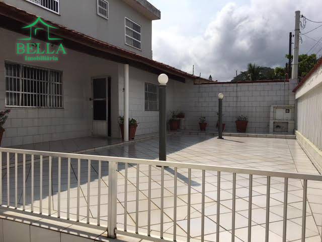 Foto 3 de Sobrado com 5 Quartos à venda, 280m² em Itaoca, Mongaguá