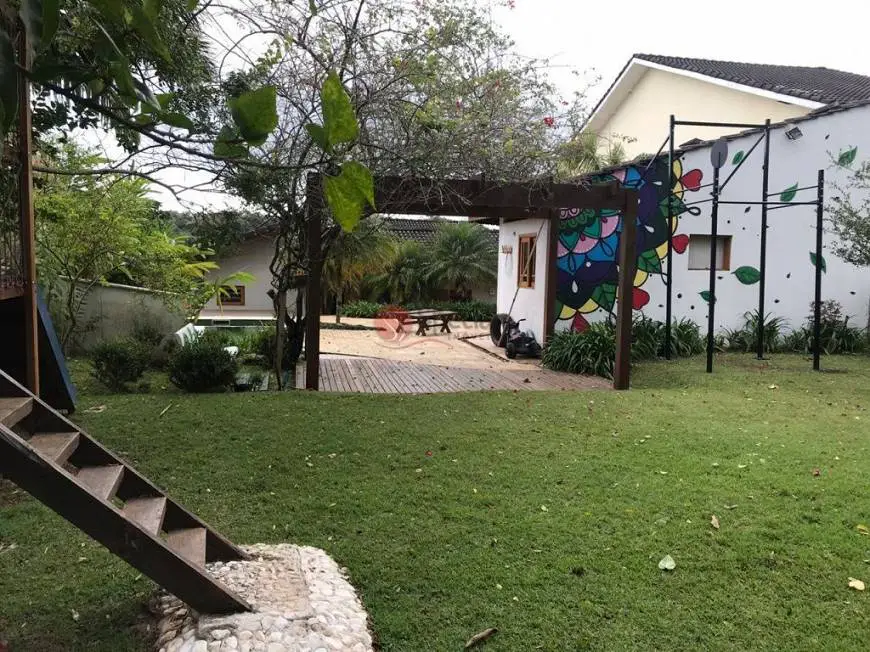 Foto 1 de Sobrado com 5 Quartos à venda, 500m² em Jardim Imperial Hills III, Arujá