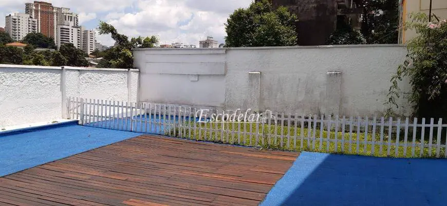 Foto 2 de Sobrado com 5 Quartos para alugar, 400m² em Santa Cecília, São Paulo