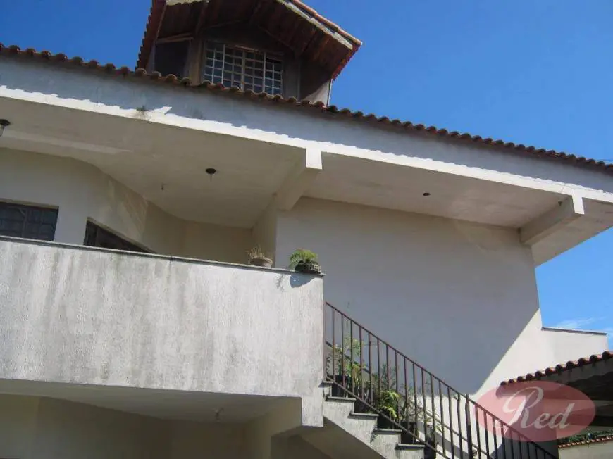 Foto 3 de Sobrado com 6 Quartos para venda ou aluguel, 1100m² em Parque Santa Rosa, Suzano