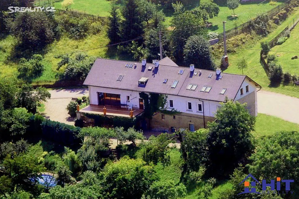 Prodej  chalupy 735 m², pozemek 1 830 m², Jičín - Dvorce, okres Jičín