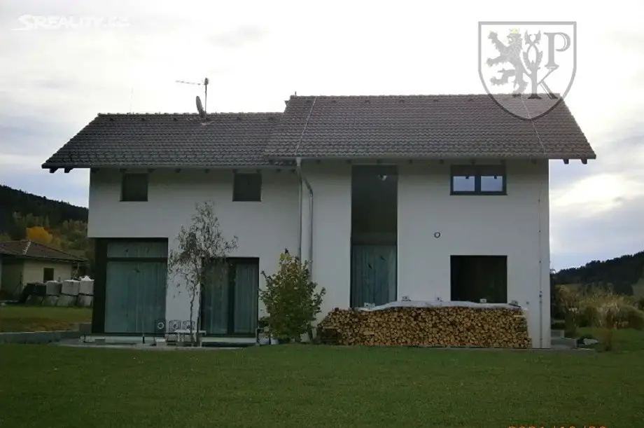Prodej  rodinného domu 240 m², pozemek 1 087 m², Malenice, okres Strakonice
