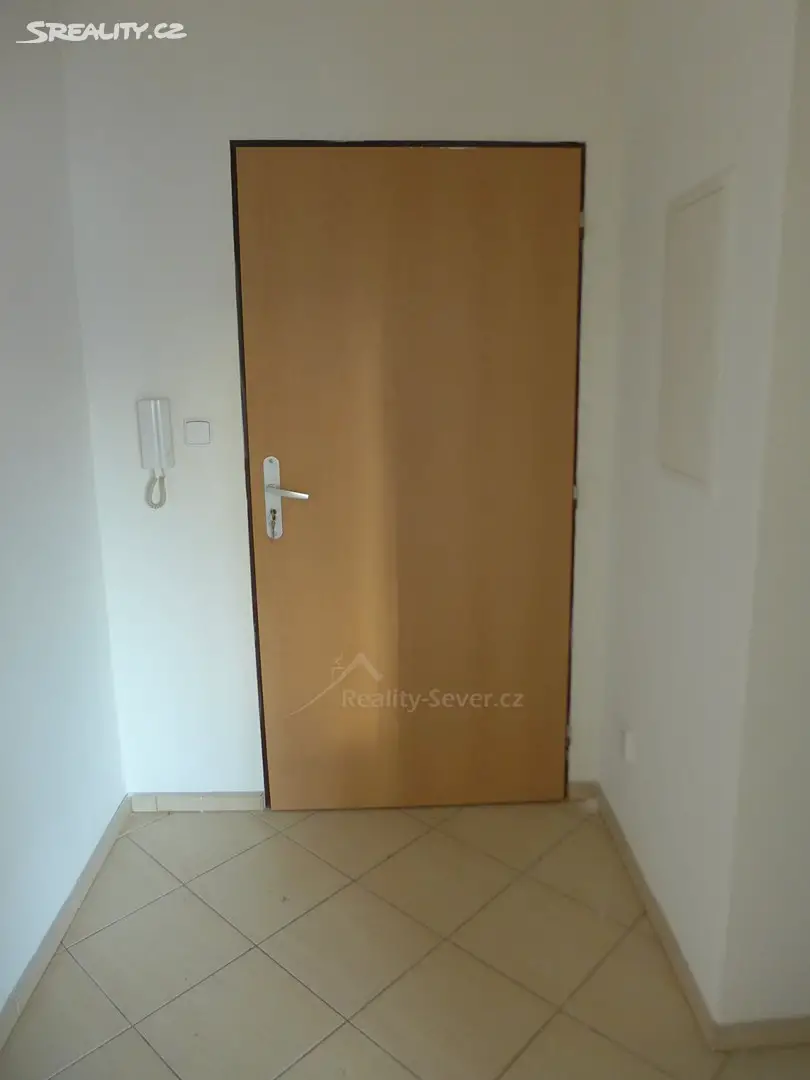 Pronájem bytu 1+1 60 m², Nový Bor - Arnultovice, okres Česká Lípa