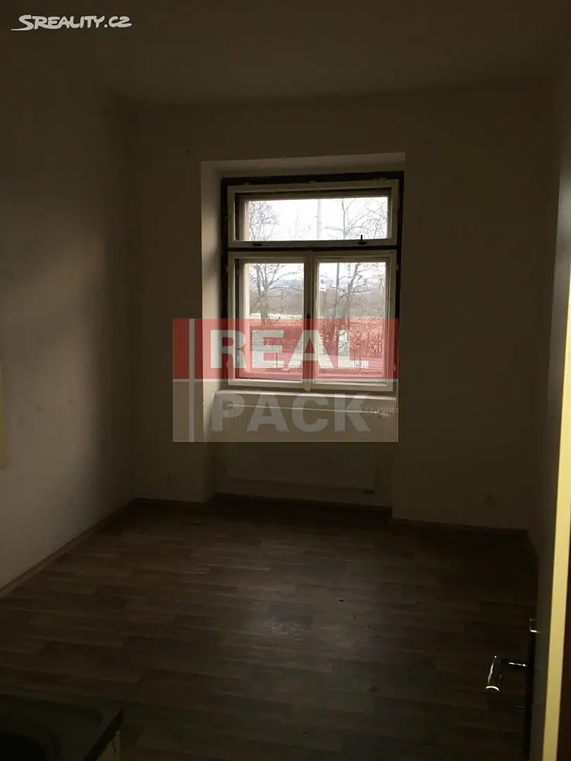 Pronájem bytu 1+1 42 m², Staňkovice - Tvršice, okres Louny