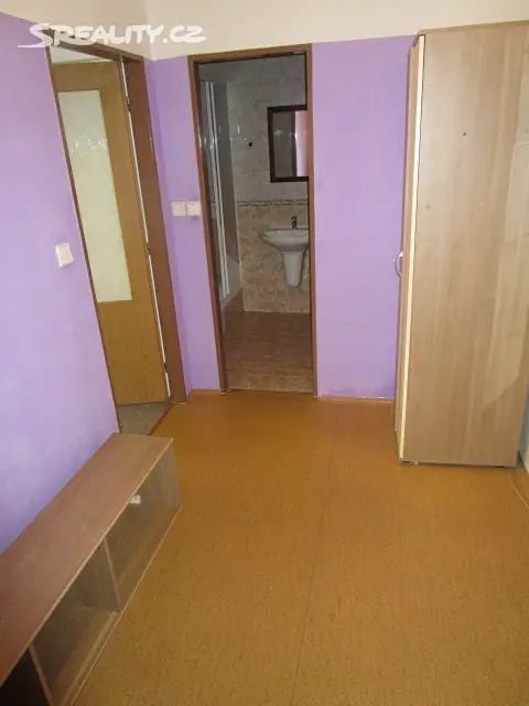 Pronájem bytu 1+kk 40 m², Velké náměstí, Hradec Králové