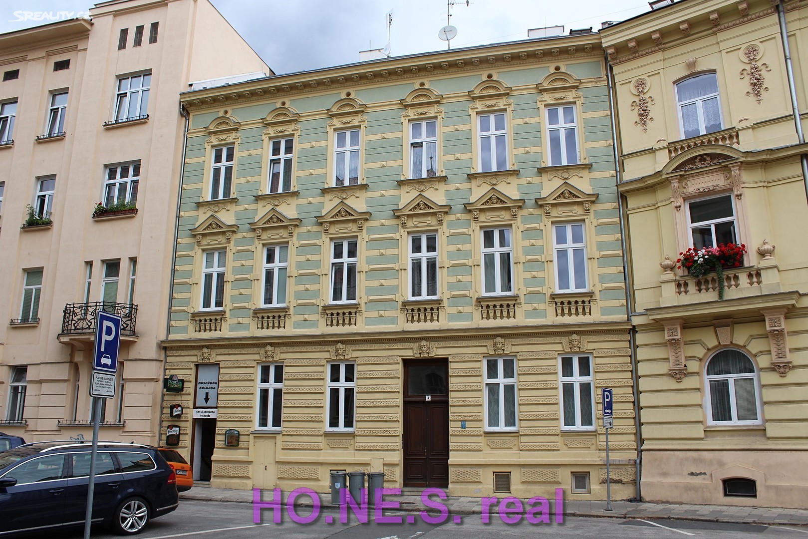 Pronájem bytu 1+kk 26 m² (Podkrovní), Kollárovo nám., Olomouc