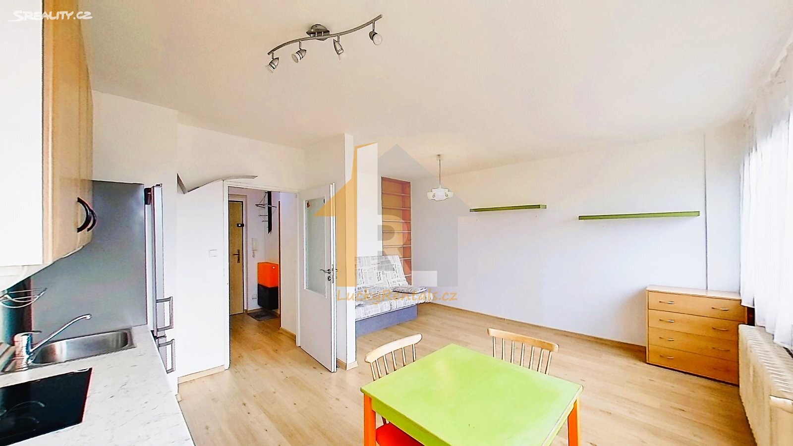 Pronájem bytu 1+kk 29 m², Šestajovická, Praha 9 - Hloubětín