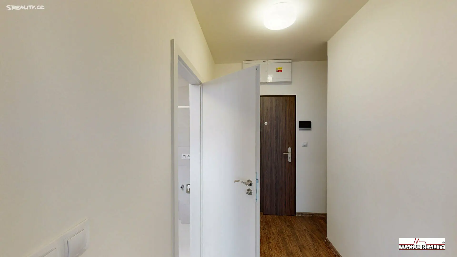 Pronájem bytu 1+kk 49 m², Ambrožova, Praha 3 - Žižkov
