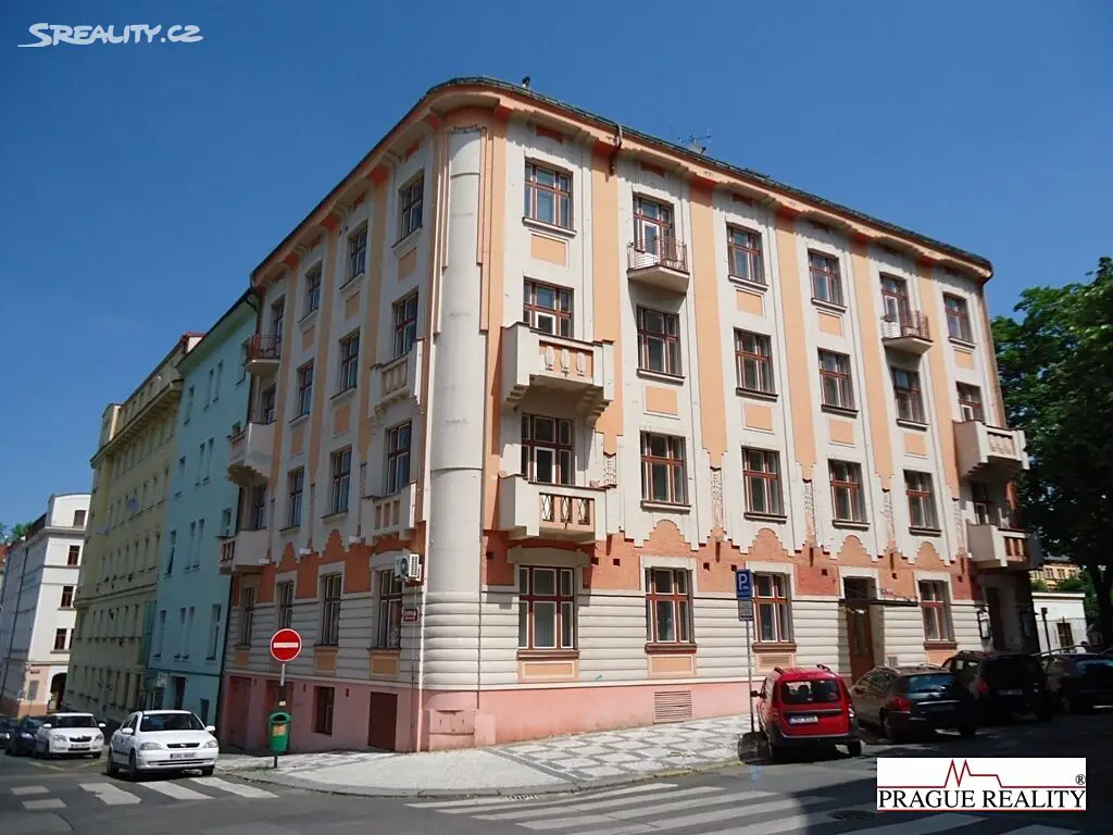 Pronájem bytu 1+kk 40 m², Žerotínova, Praha 3 - Žižkov