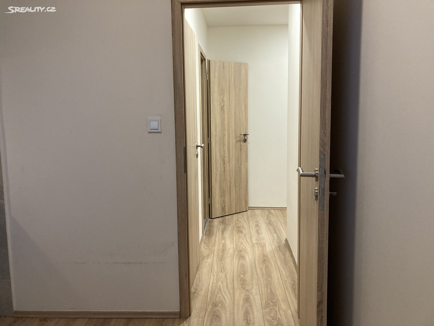 Pronájem bytu 2+1 47 m², Křivoklátská, Praha 9 - Letňany