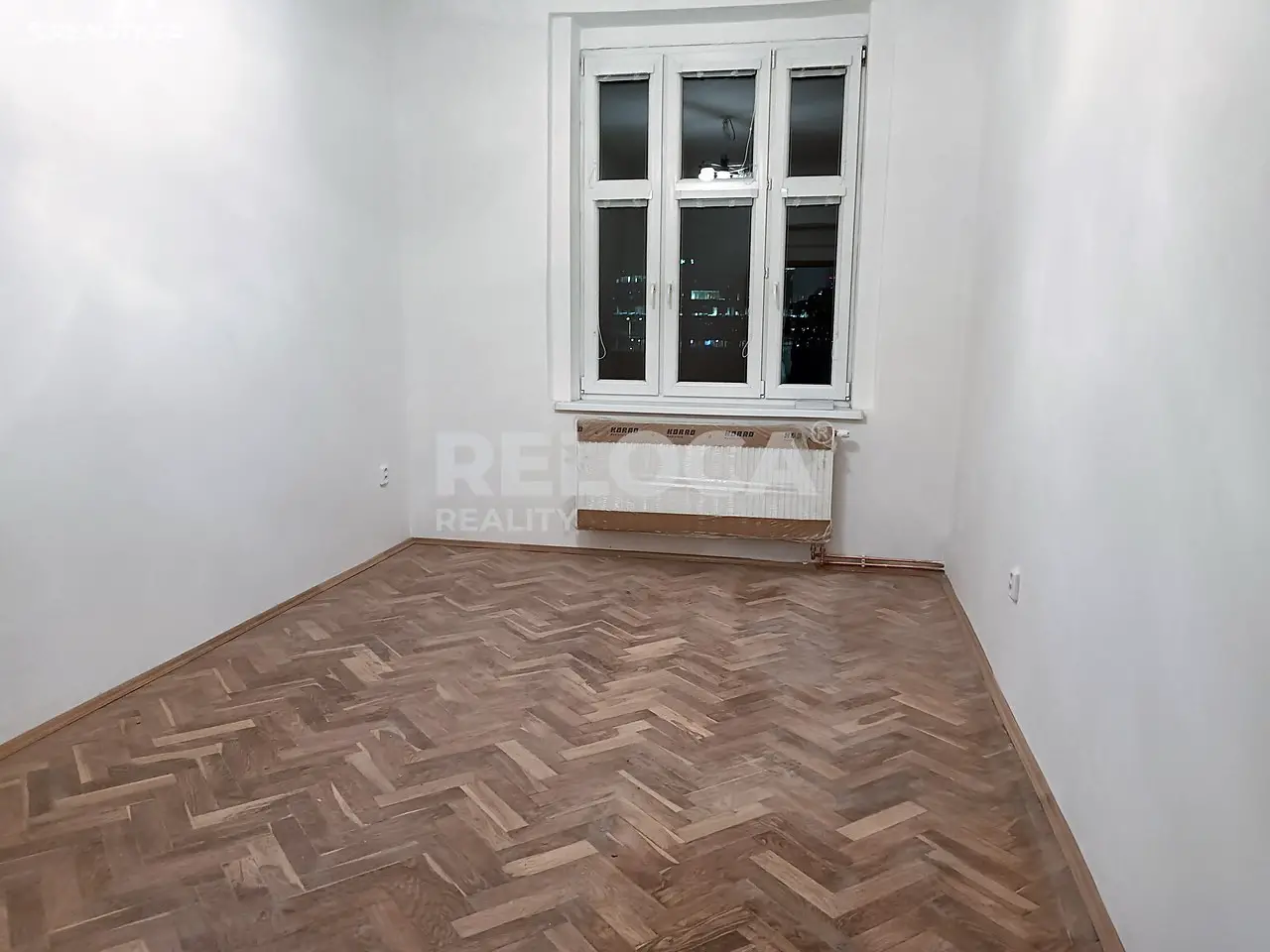 Pronájem bytu 2+1 50 m², Sokolovská, Praha 8 - Libeň