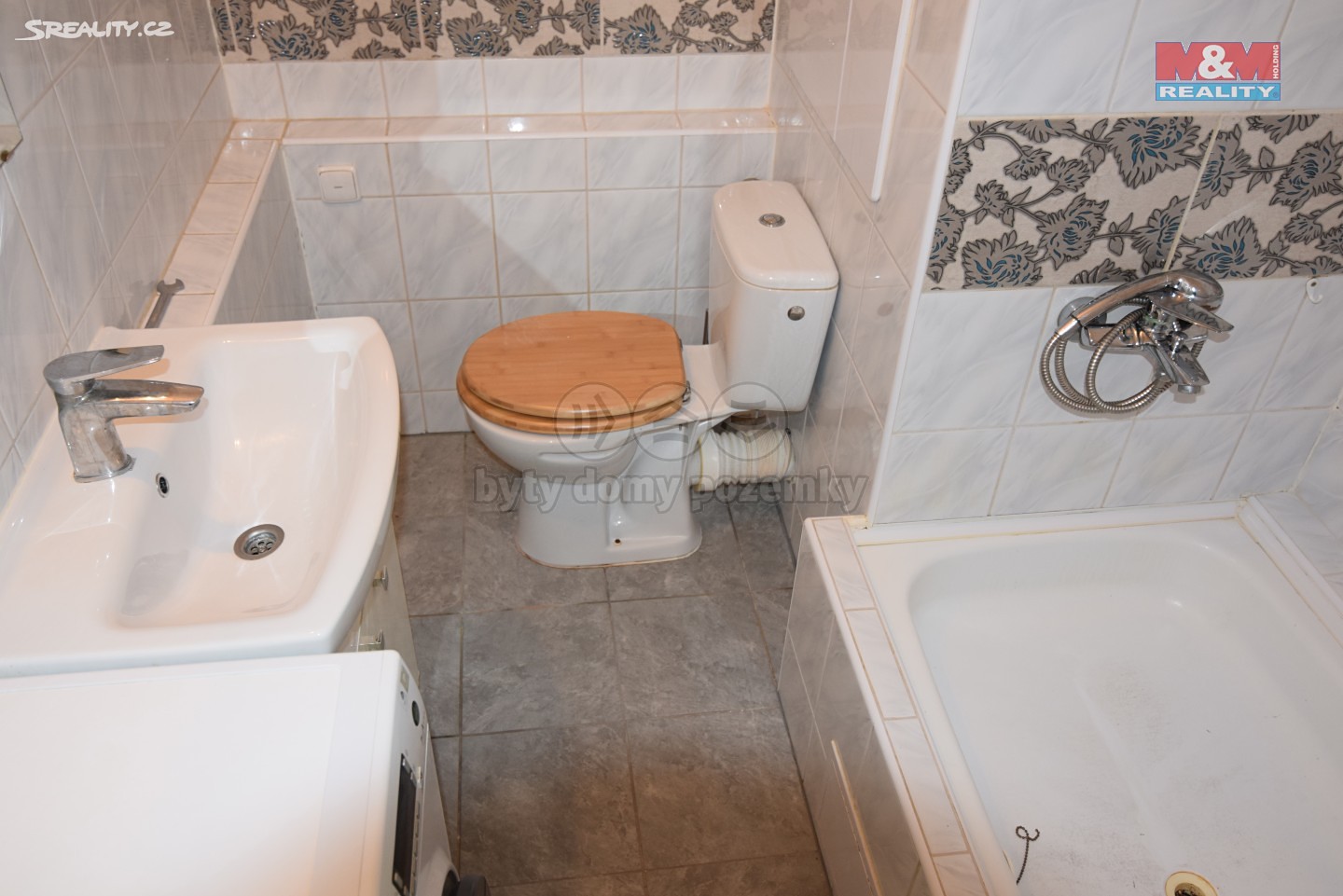 Pronájem bytu 2+kk 42 m², Na Výsluní, Česká Lípa