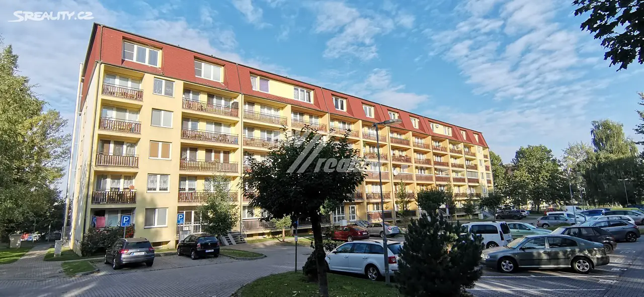 Pronájem bytu 2+kk 39 m², Višňová, Milovice - Mladá