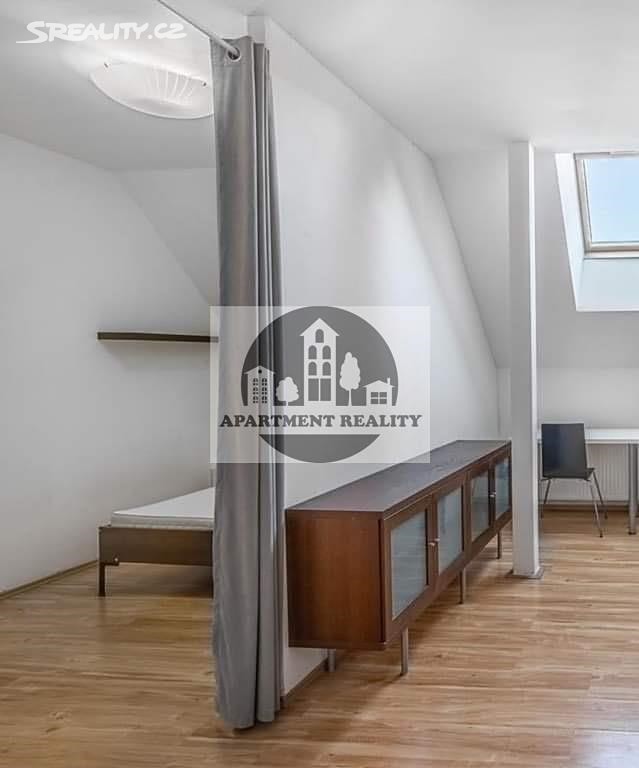 Pronájem bytu 2+kk 50 m², Jirsíkova, Praha 8 - Karlín