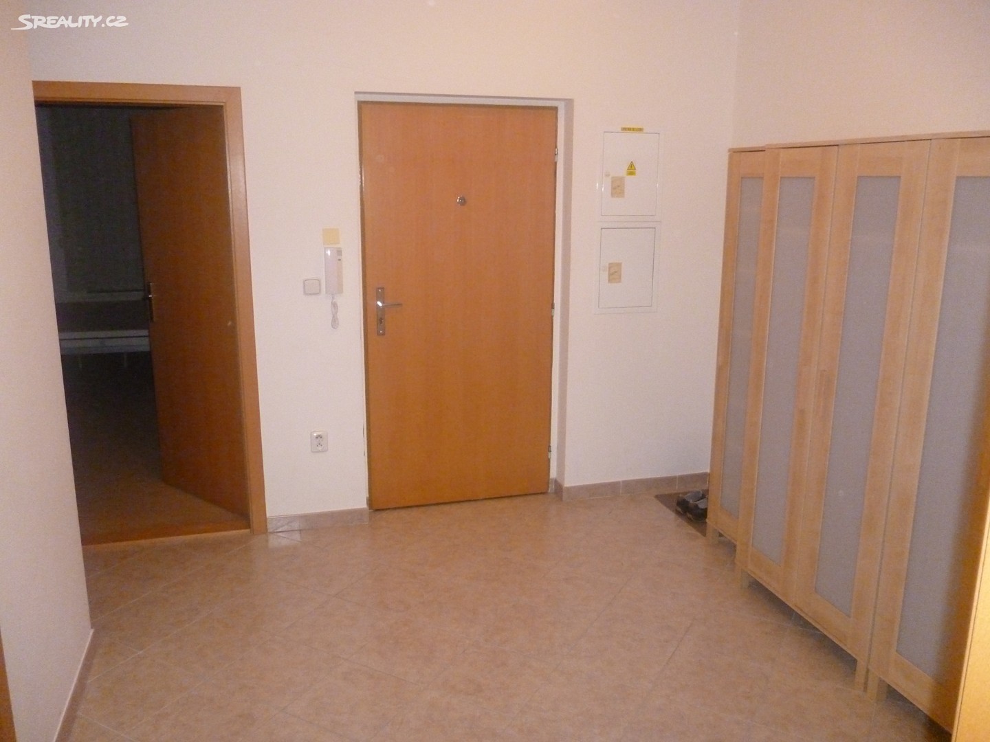Pronájem bytu 2+kk 63 m², V Zeleném údolí, Praha 4 - Kunratice