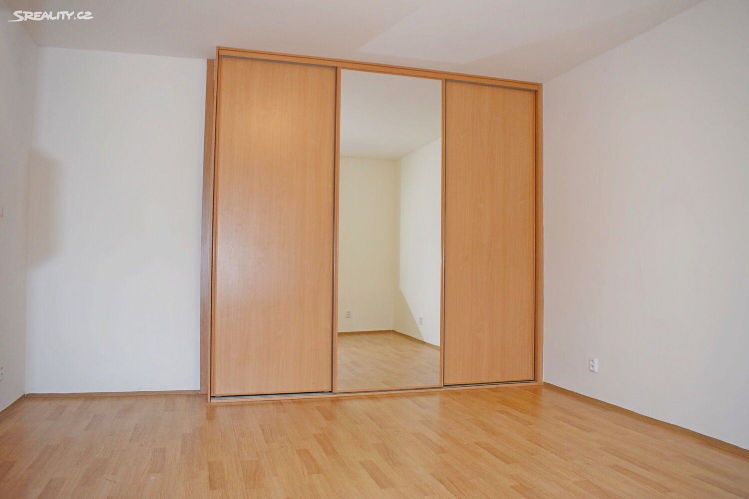 Pronájem bytu 2+kk 52 m², Karlovarská, Praha 6 - Řepy