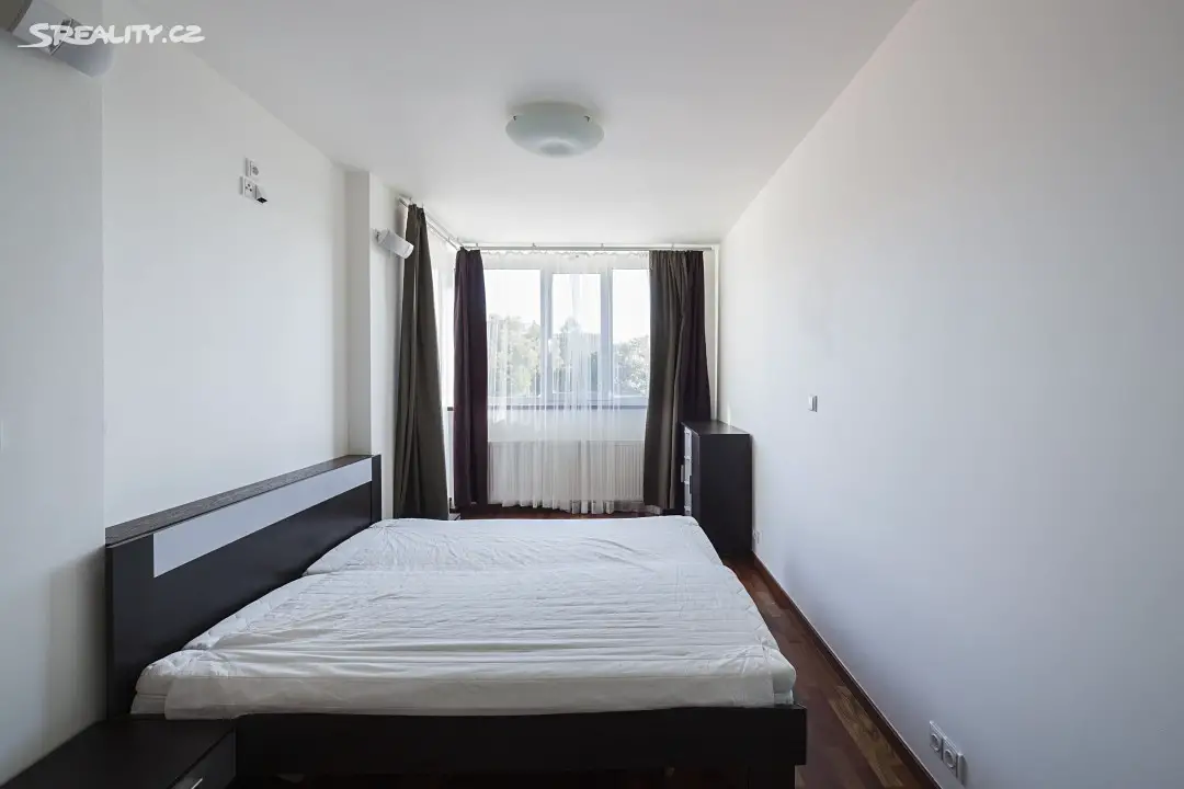 Pronájem bytu 2+kk 58 m², Italská, Praha 2 - Vinohrady