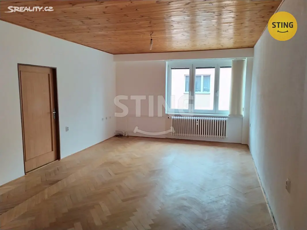Pronájem bytu 3+1 72 m², Kolářská, Opava - Město