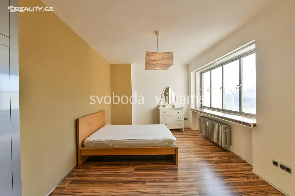 Pronájem bytu 3+1 90 m², Revoluční, Praha 1 - Staré Město