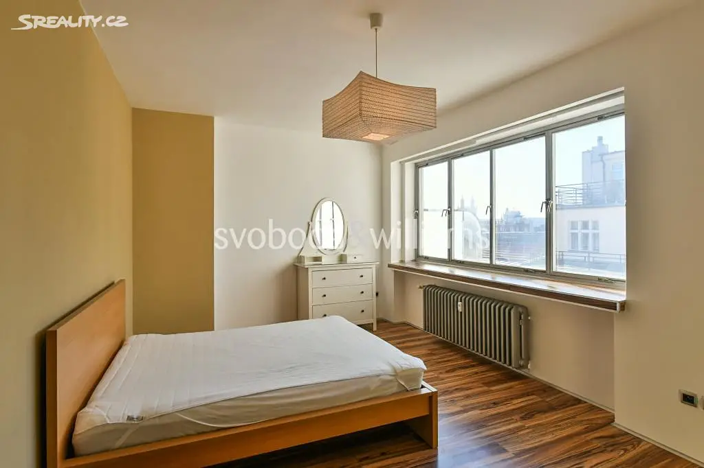 Pronájem bytu 3+1 90 m², Revoluční, Praha 1 - Staré Město