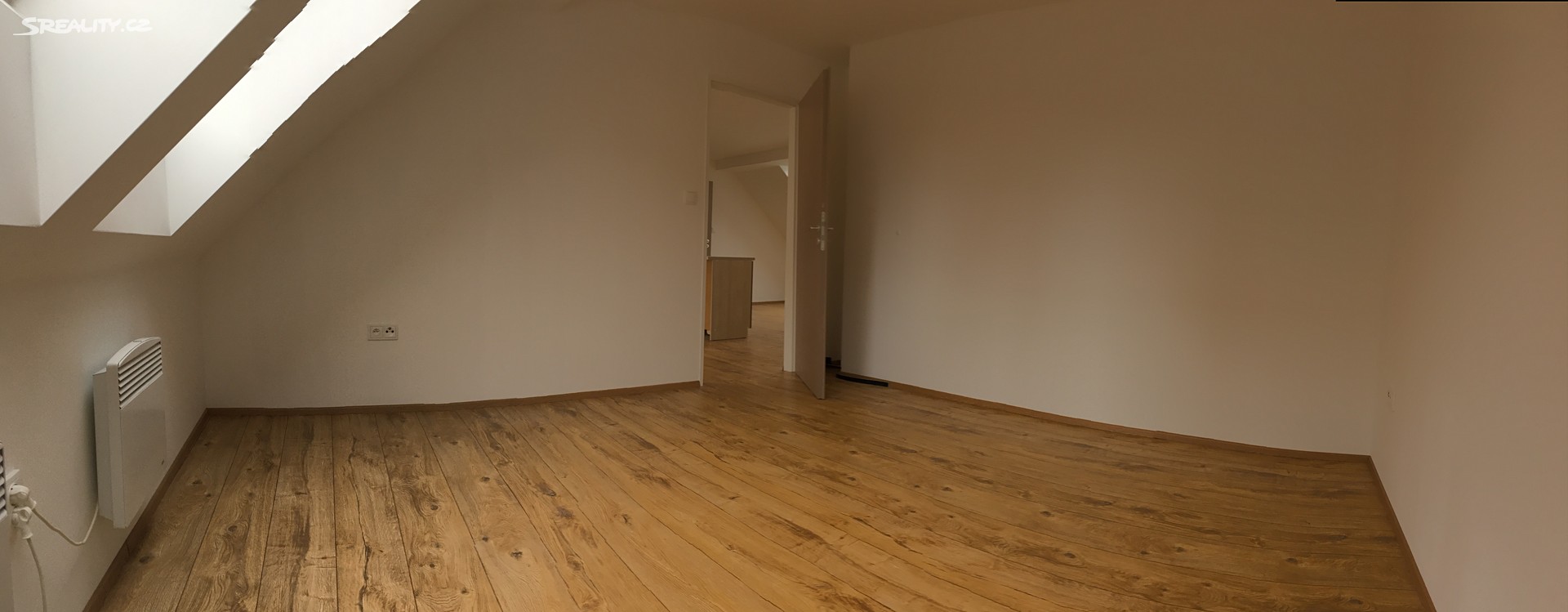 Pronájem bytu 3+kk 75 m² (Podkrovní), Nová, České Budějovice - České Budějovice 3