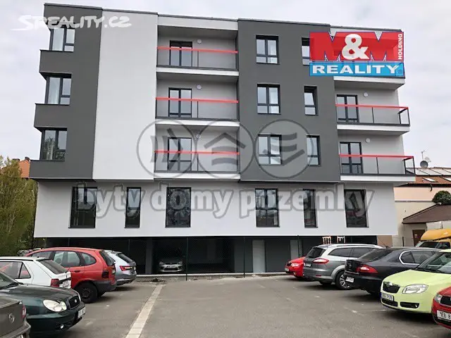 Pronájem bytu 3+kk 57 m², Bratranců Veverkových, Pardubice - Zelené Předměstí