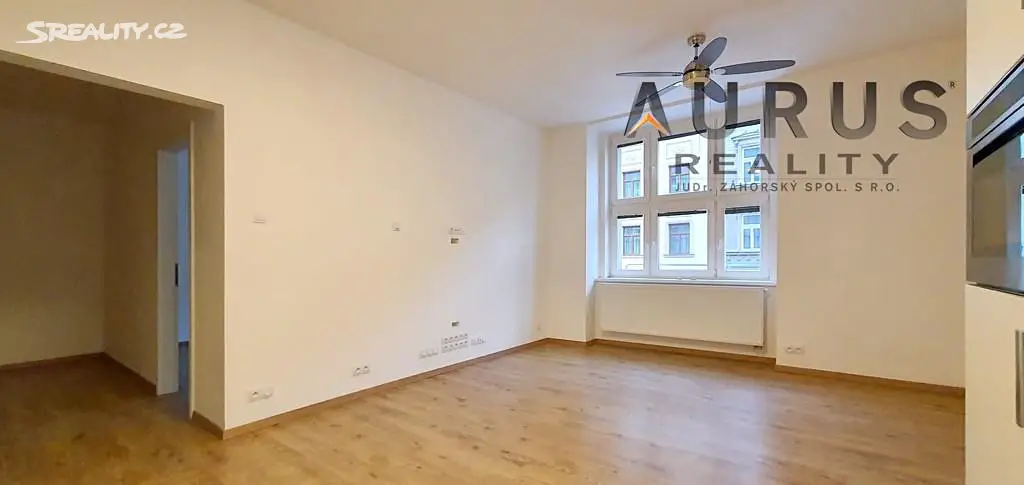 Pronájem bytu 3+kk 74 m², Mojmírova, Praha 4 - Nusle