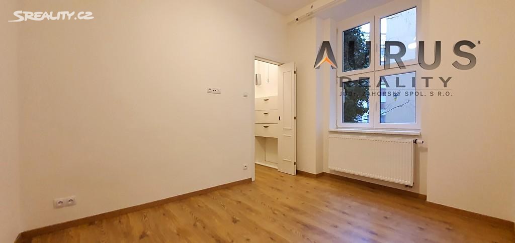Pronájem bytu 3+kk 74 m², Mojmírova, Praha 4 - Nusle