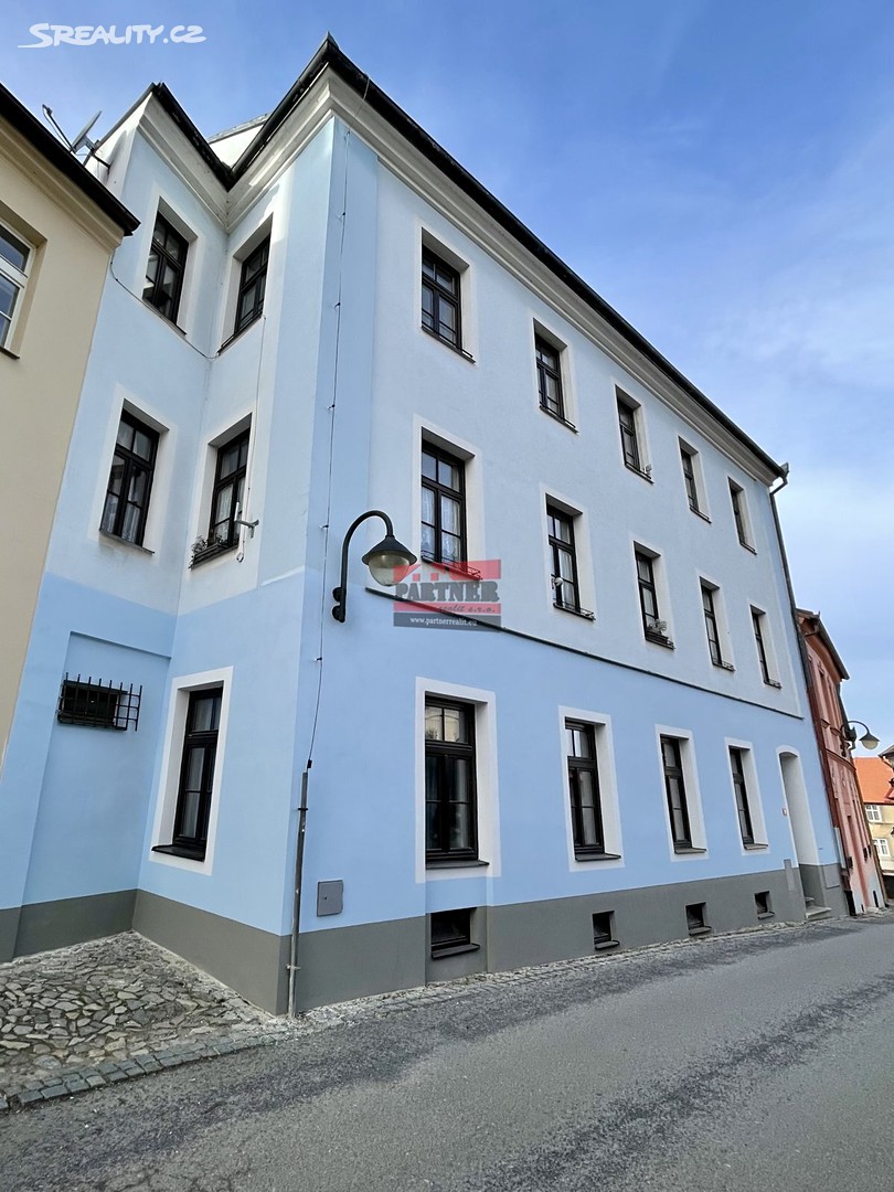 Pronájem bytu 4+1 110 m², Špitálská, Tábor