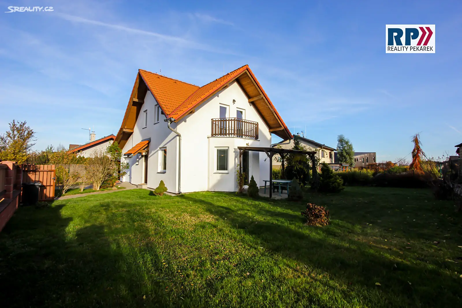 Pronájem  rodinného domu 120 m², pozemek 673 m², Kopretinová, Šestajovice