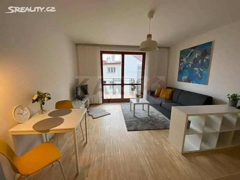 Prodej bytu 1+kk 35 m², Praha 10 - Vršovice