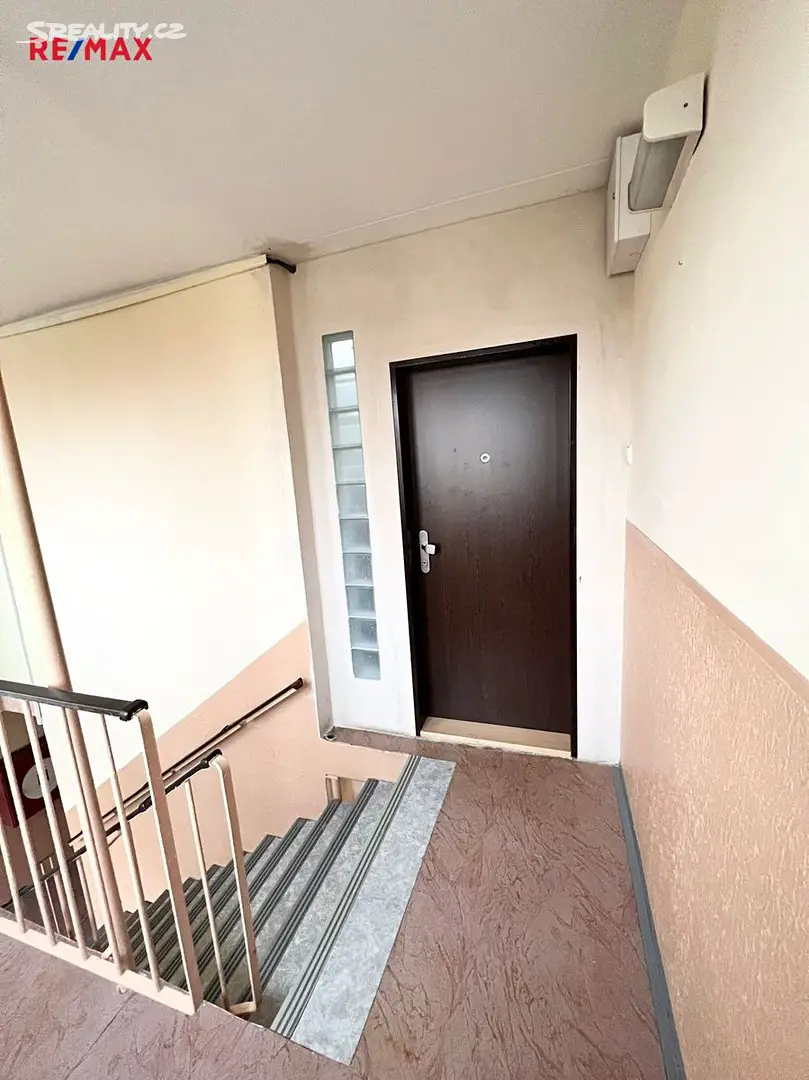 Prodej bytu 3+1 57 m², Jenišovská, Bílina - Pražské Předměstí