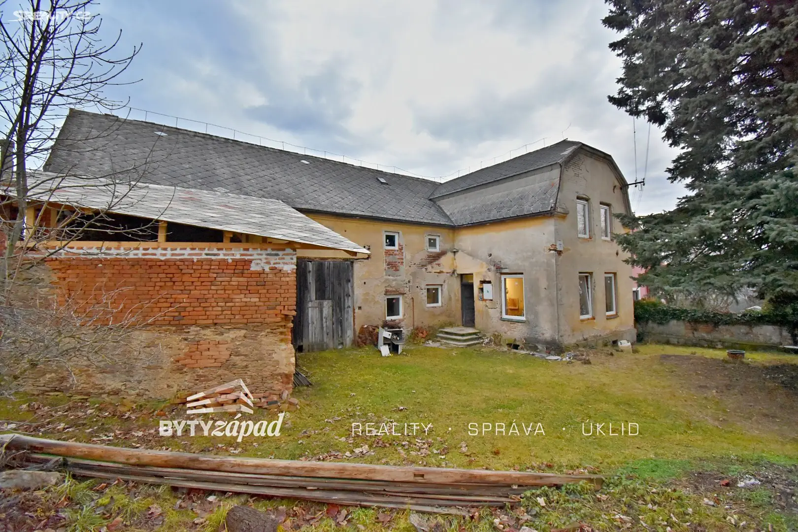 Prodej  rodinného domu 273 m², pozemek 868 m², Bezvěrov - Krašov, okres Plzeň-sever