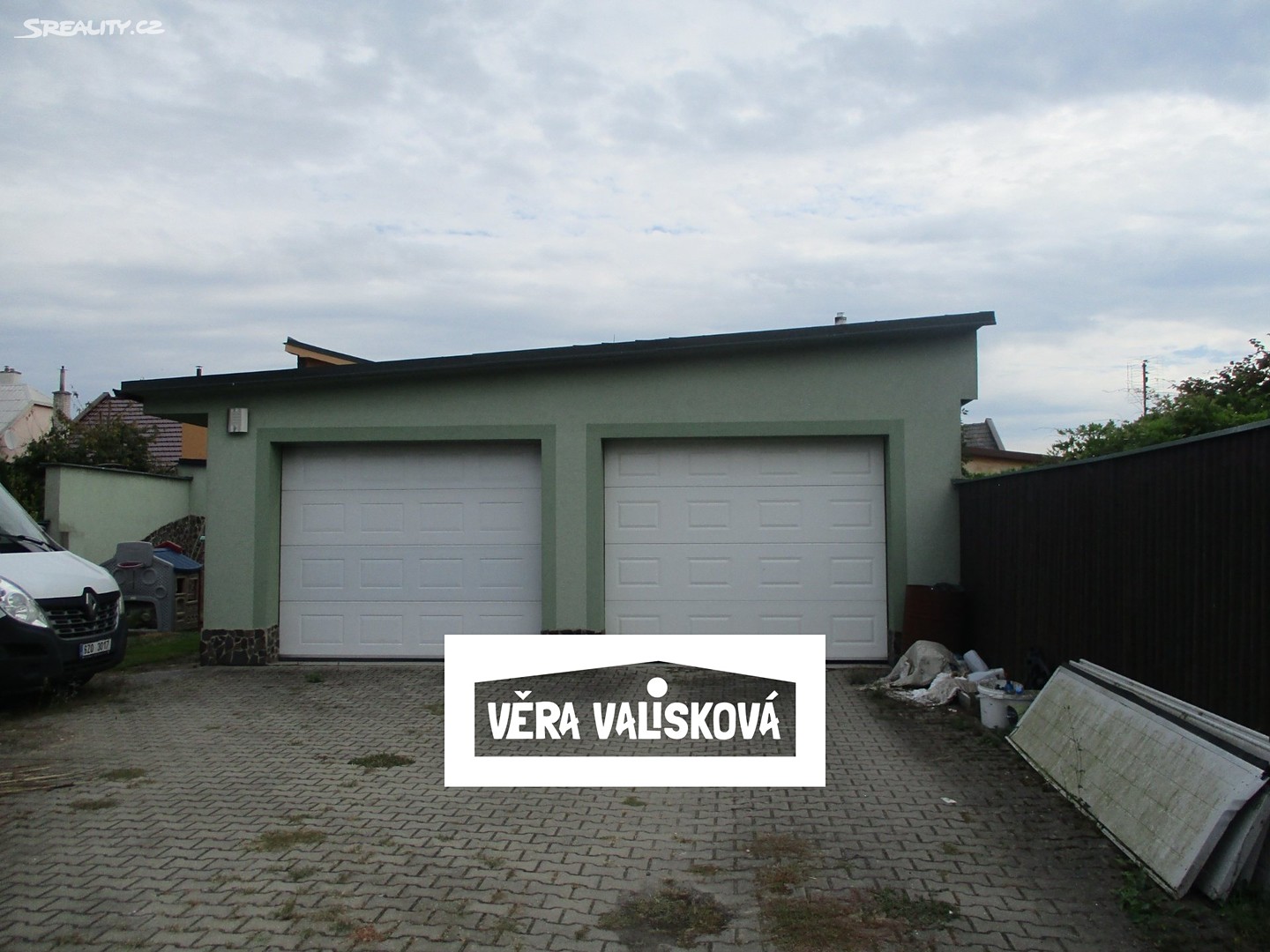 Prodej  rodinného domu 300 m², pozemek 1 503 m², Chropyně, okres Kroměříž