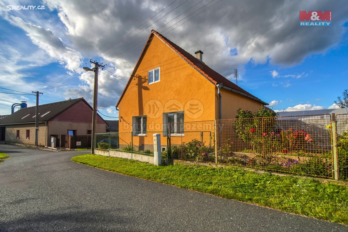 Prodej  rodinného domu 290 m², pozemek 343 m², Koloveč, okres Domažlice