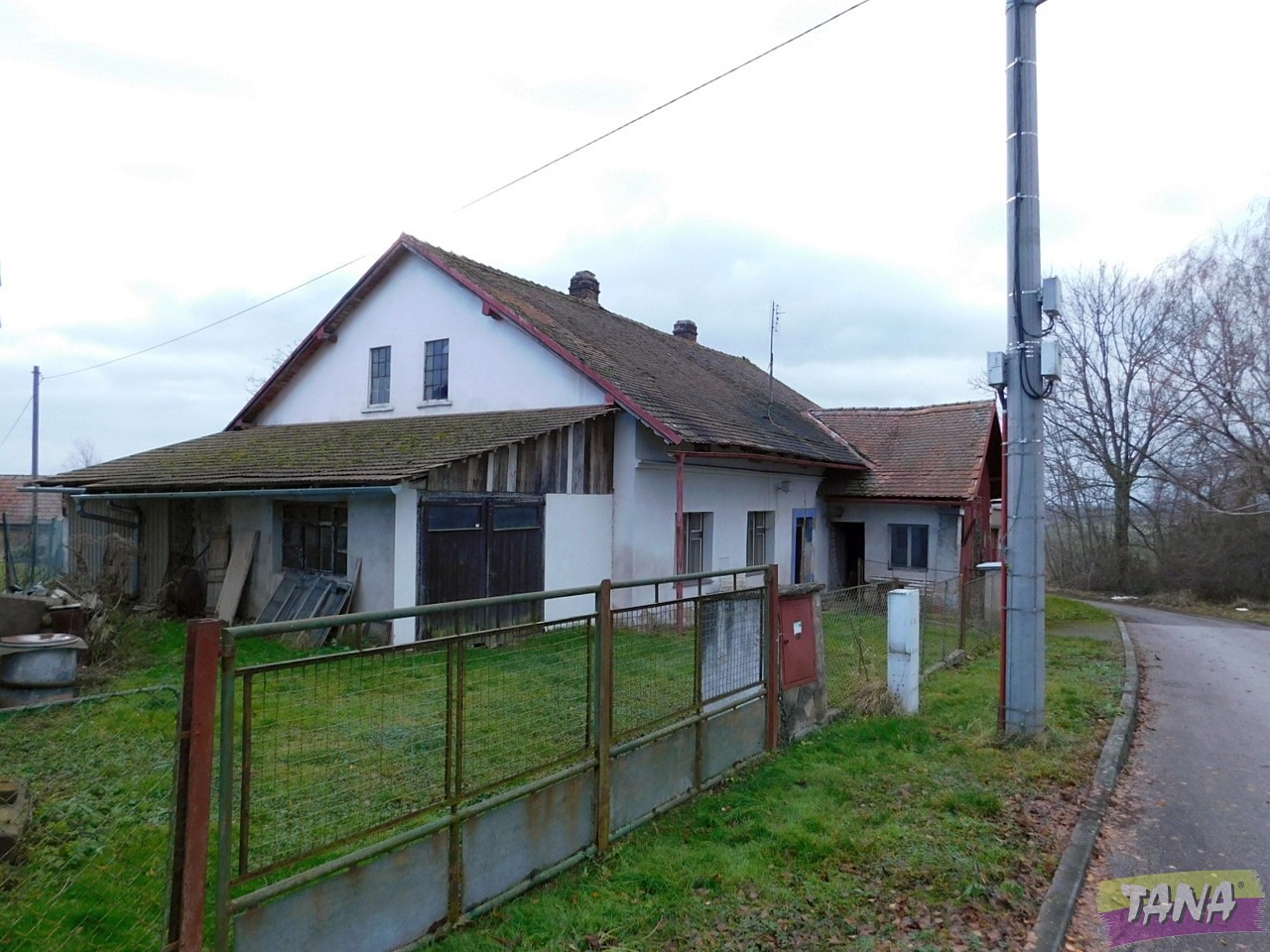 Prodej  rodinného domu 136 m², pozemek 1 025 m², Stračov, okres Hradec Králové