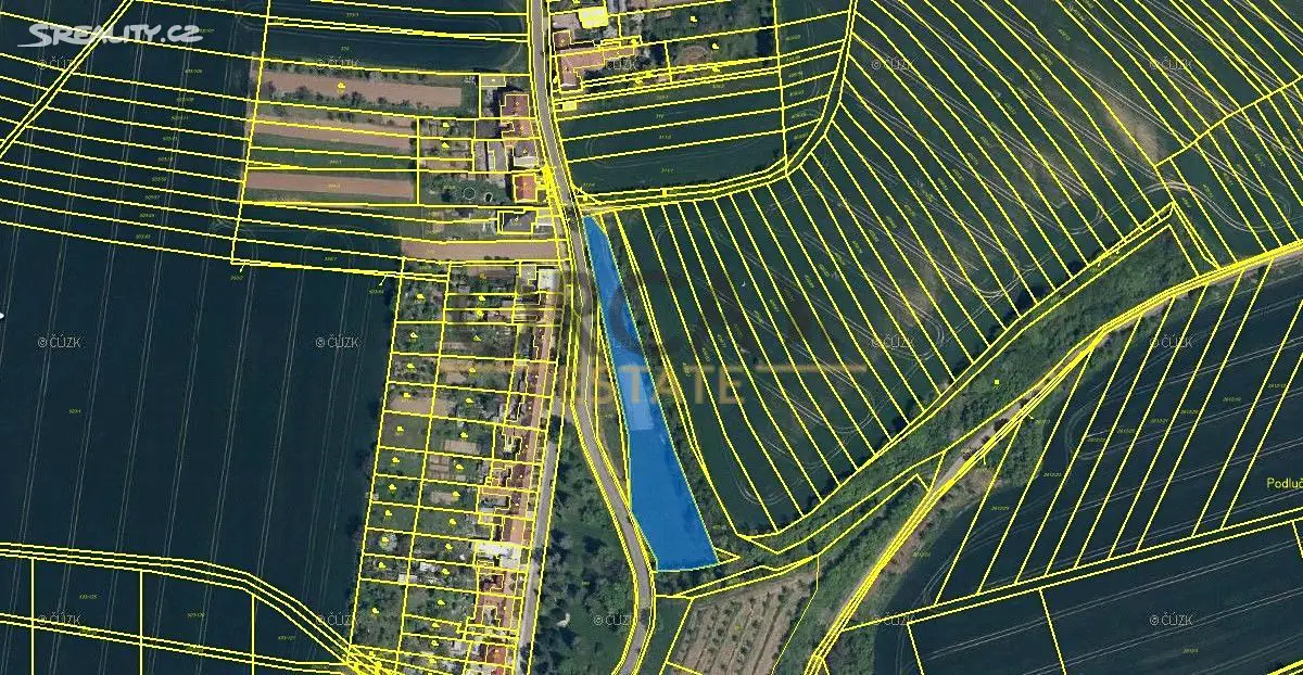 Prodej  pole 3 399 m², Koryčany, okres Kroměříž