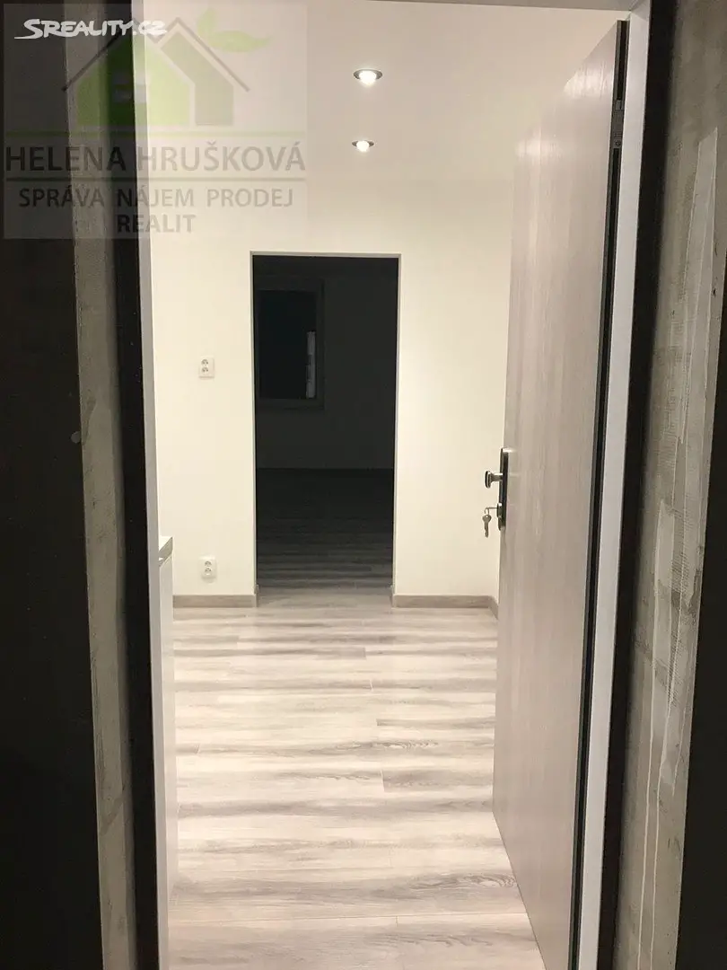 Pronájem bytu 1+1 40 m² (Podkrovní), Hlavní, Ostrava - Hošťálkovice