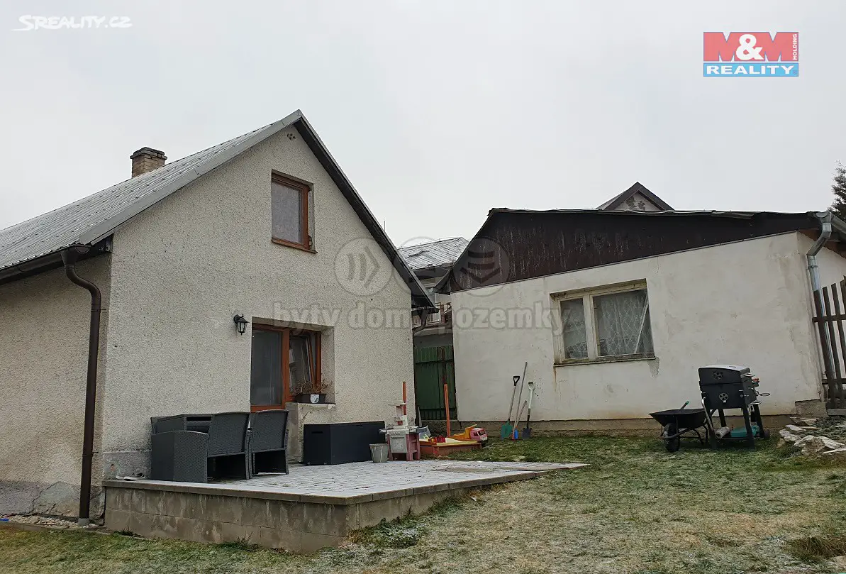Prodej  rodinného domu 160 m², pozemek 276 m², Bouzov - Hvozdečko, okres Olomouc