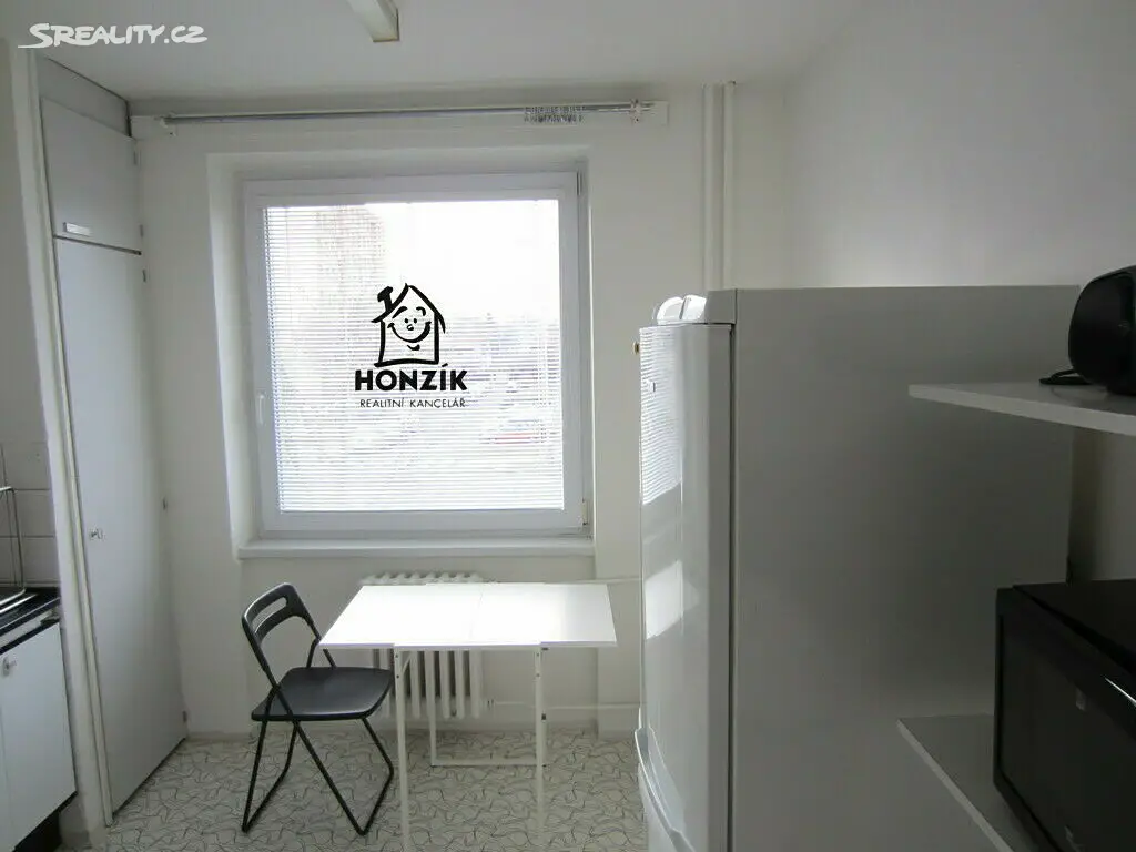 Pronájem bytu 1+1 38 m², Okořská, Praha 8 - Čimice
