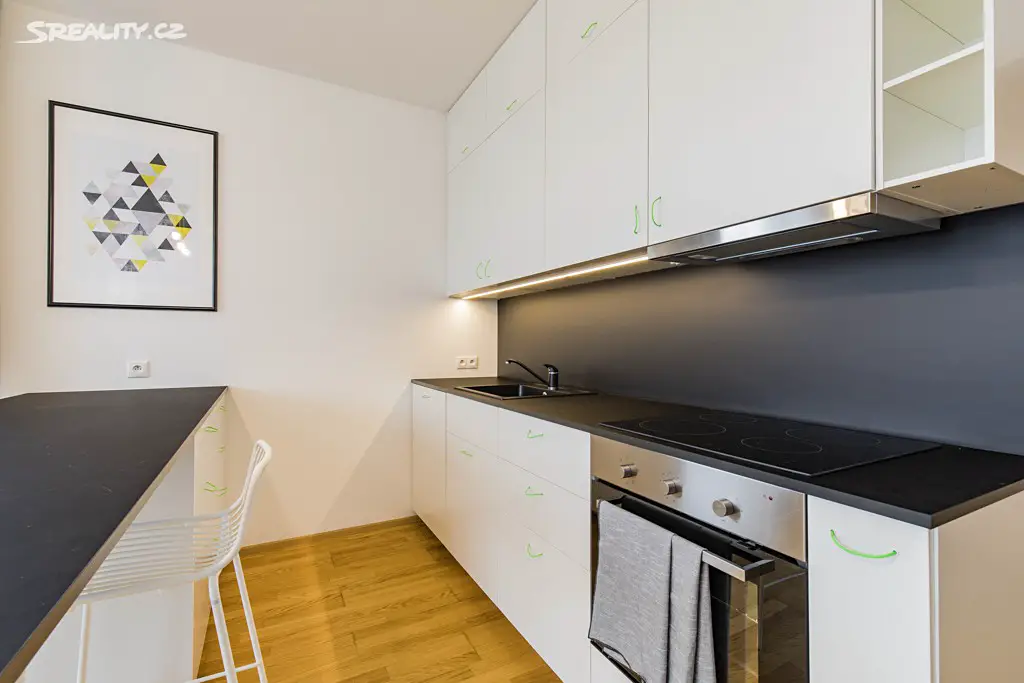 Pronájem bytu 2+kk 50 m², Pod dvorem, Praha 6 - Veleslavín