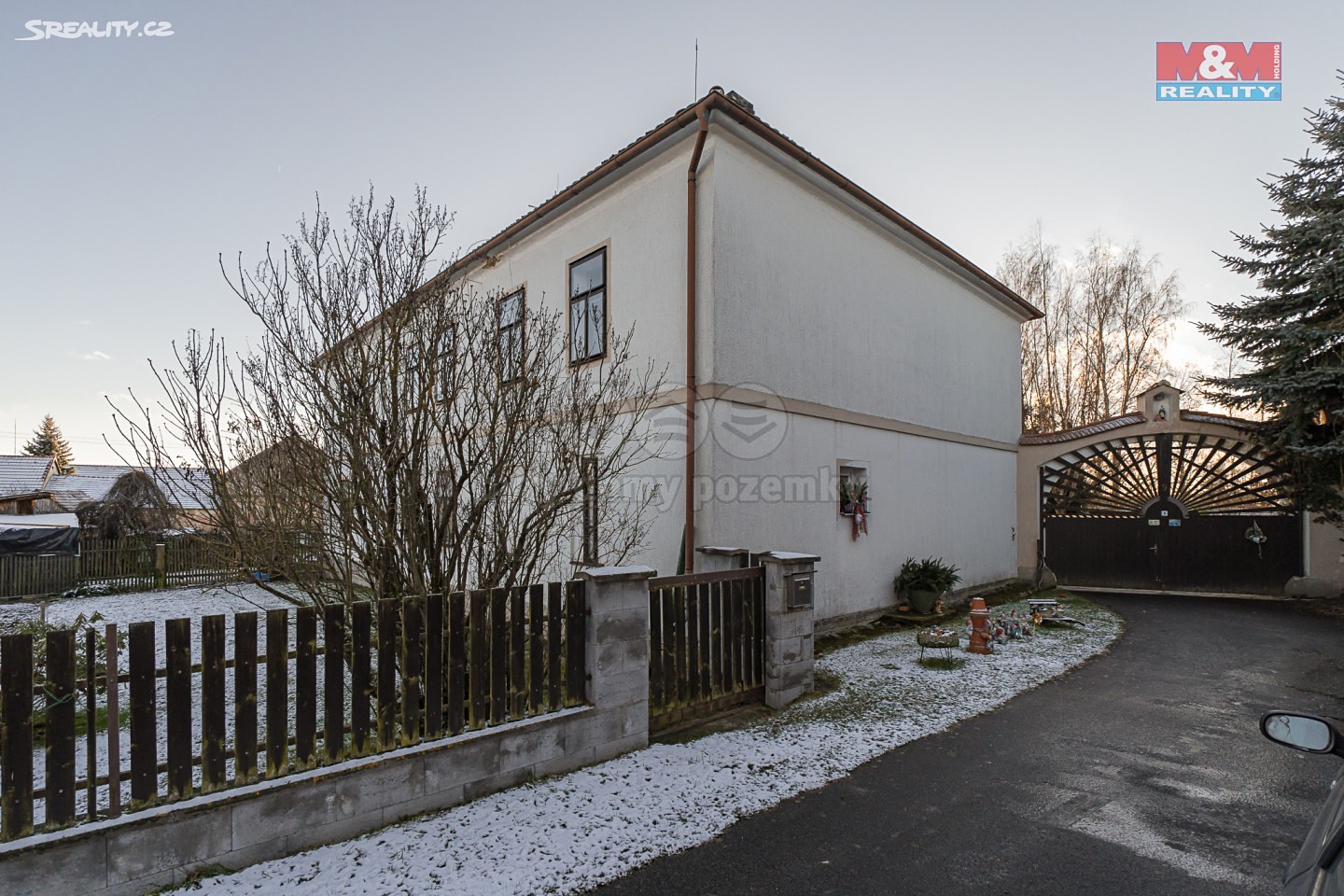 Prodej  rodinného domu 418 m², pozemek 12 798 m², Křižovatka, okres Cheb
